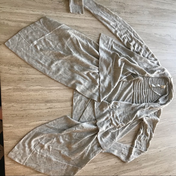 Lululemon Sweater - Picture 6 of 8